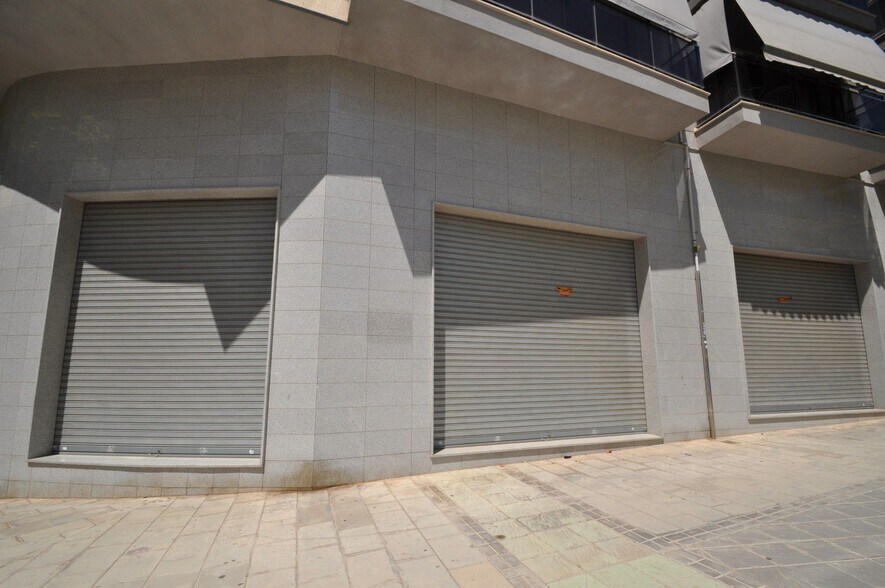 Local commercial dans Elda, Alicante à vendre - Photo de l’immeuble – Image 2 sur 11