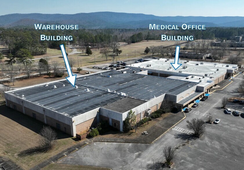 111 Town Center Dr, Anniston, AL à vendre - Photo principale – Image 1 sur 4