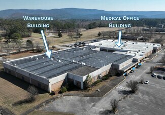 Plus de détails pour 111 Town Center Dr, Anniston, AL - Industriel/Logistique à vendre