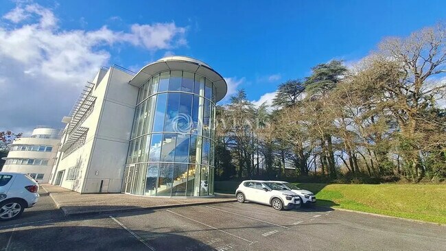 Plus de détails pour Bureau à vendre