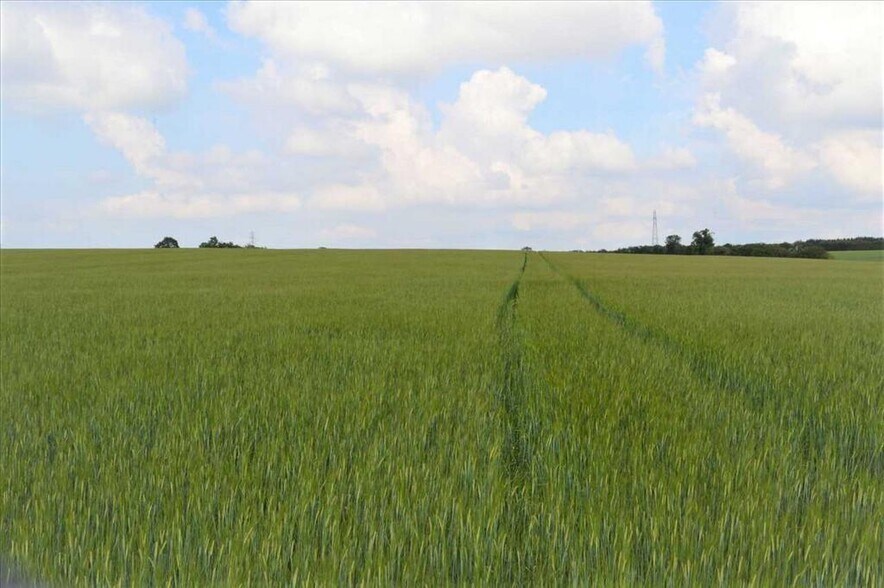 Irwin Rd, Blyton à vendre - Photo de l’immeuble – Image 3 sur 4