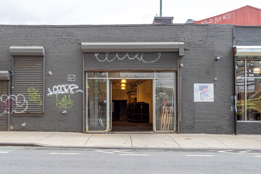 43 9th St, Brooklyn, NY à vendre - Photo principale – Image 1 sur 12