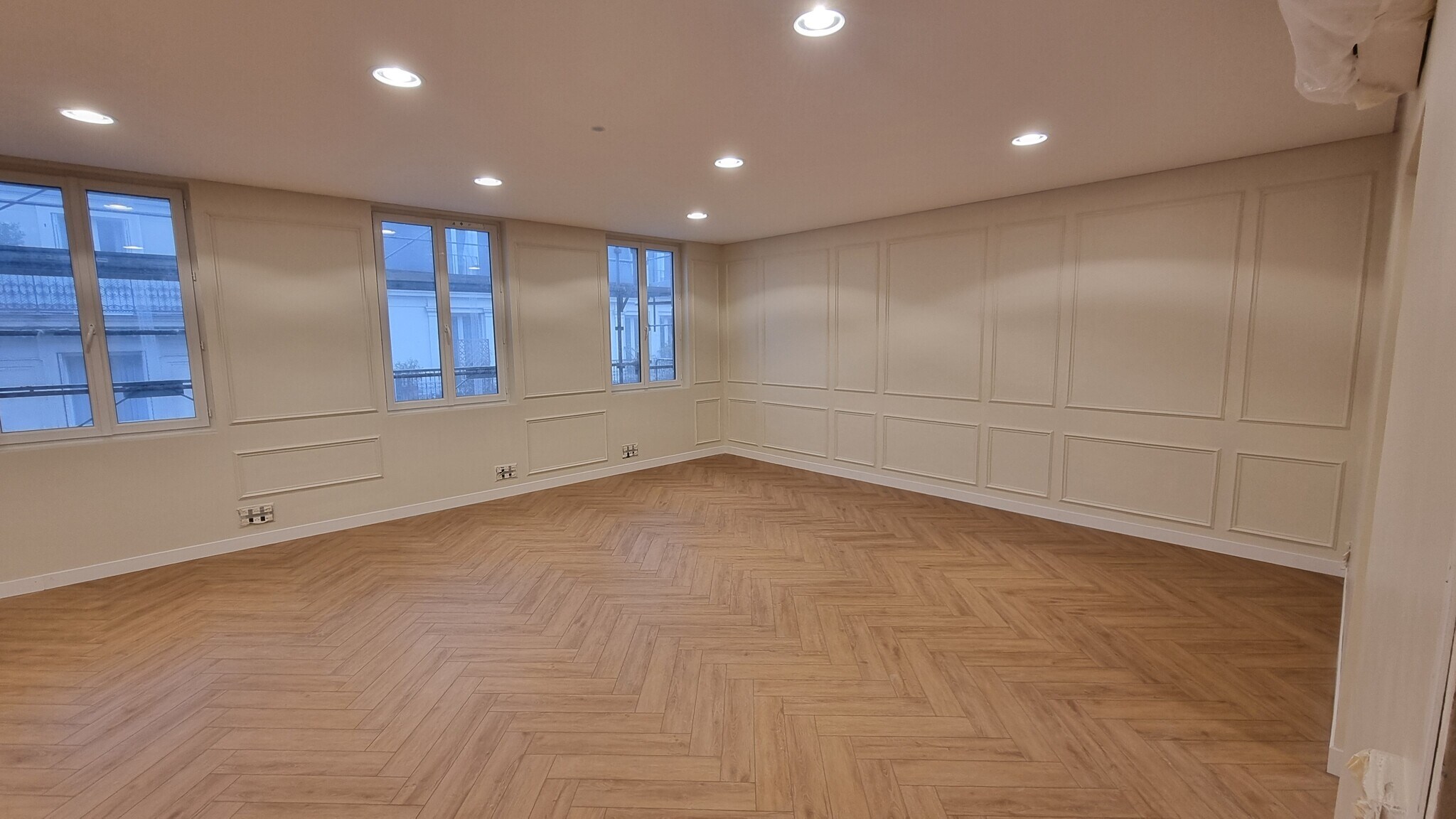 Bureau dans Paris à louer Photo principale– Image 1 sur 11