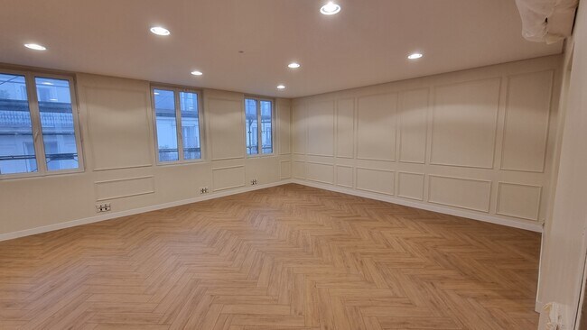 Plus de détails pour Bureau à louer