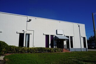 Plus de détails pour 2201-2211 Stirling Rd, Fort Lauderdale, FL - Industriel/Logistique à louer