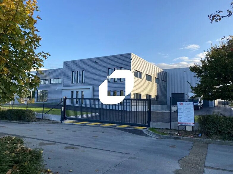 74 Avenue De La Houblonnière, Godewaersvelde à louer - Photo de l’immeuble – Image 3 sur 24