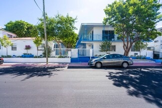 Plus de détails pour 7717 Byron Ave, Miami Beach, FL - Logement à vendre