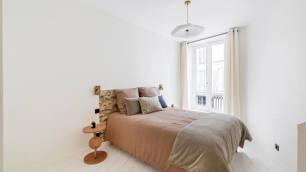 Bureau dans Paris à vendre - Photo de l’immeuble – Image 3 sur 7