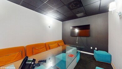 7950 NW 53rd St, Doral, FL à louer Photo intérieure– Image 2 sur 24