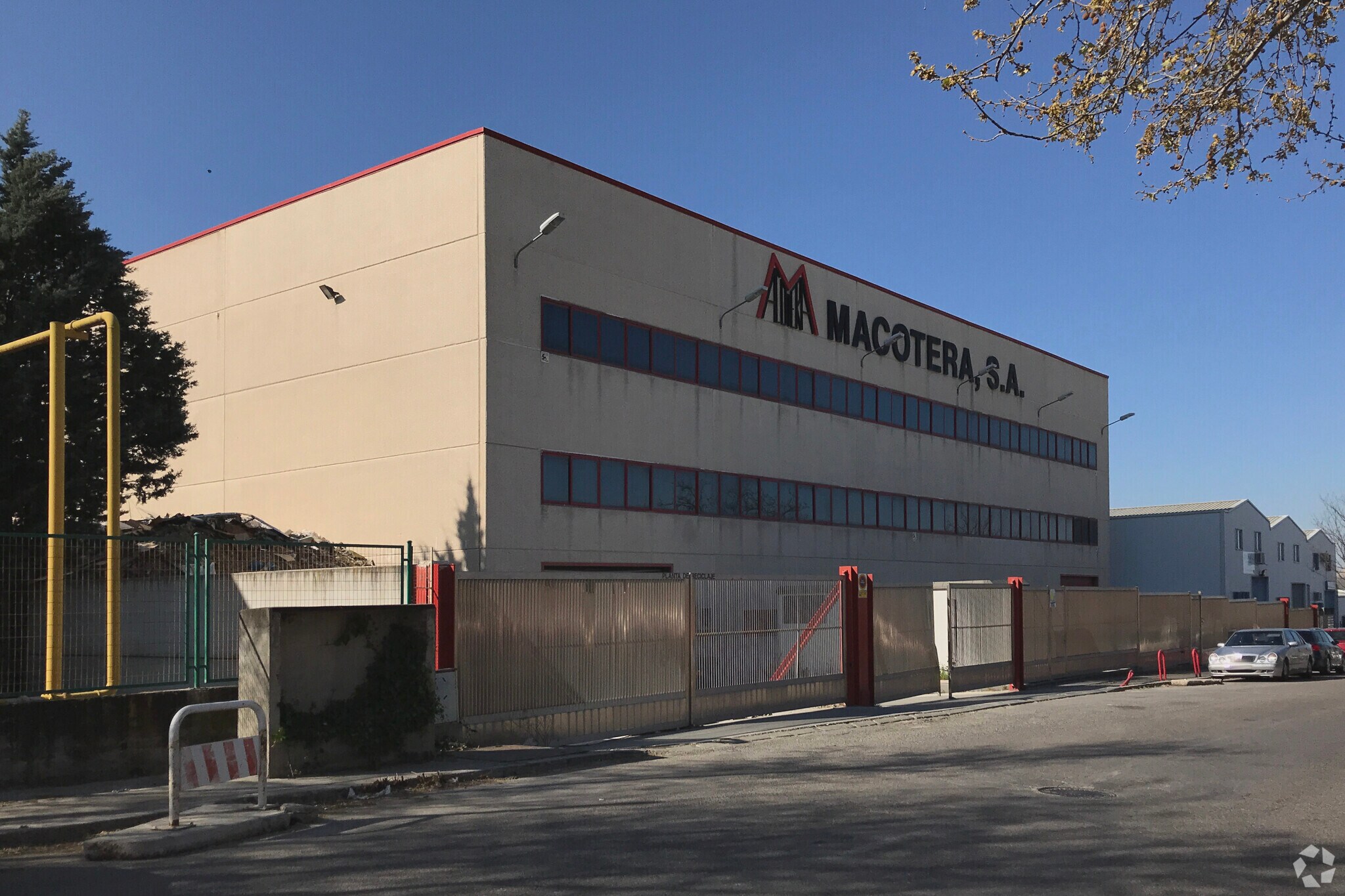 Industriel/Logistique dans Mejorada del Campo, Madrid à vendre Photo principale– Image 1 sur 9