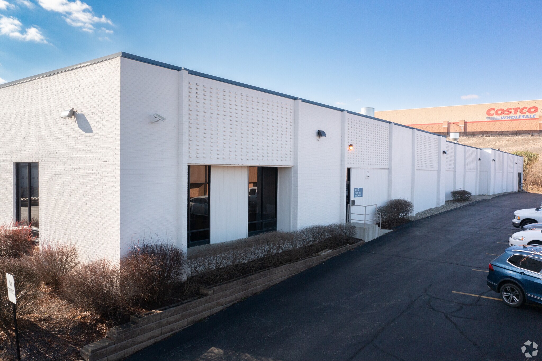 11717-11725 Chesterdale Rd, Springdale, OH à louer Photo principale– Image 1 sur 15