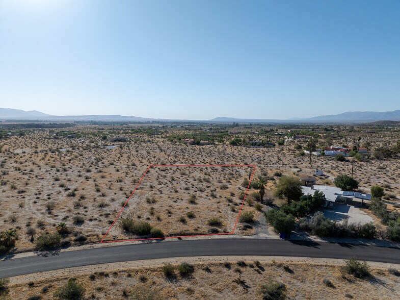 2147 Hoberg Rd, Borrego Springs, CA à vendre - Photo de l’immeuble – Image 2 sur 38