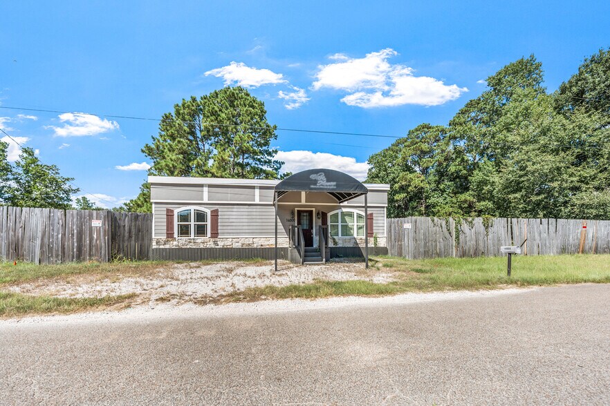 14000 McAlister Rd, Conroe, TX à vendre - Photo de l’immeuble – Image 2 sur 25