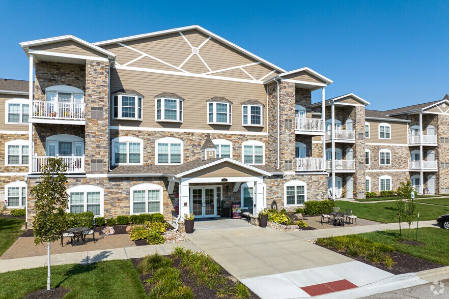 13350 S Greenwood St, Olathe, KS à vendre - Photo de l’immeuble – Image 3 sur 24