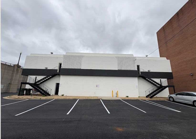 6909 Old Keene Mill Rd, Springfield, VA à louer - Photo de l’immeuble – Image 2 sur 5