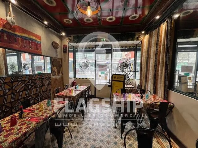 Local commercial dans Paris à louer - Photo intérieure – Image 1 sur 7