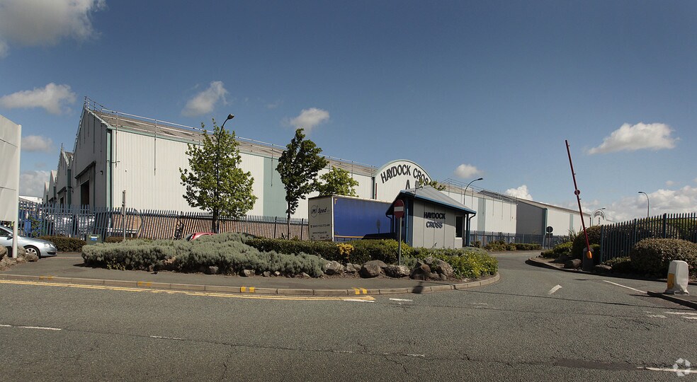 Kilbuck Ln, Haydock à louer - Photo de l’immeuble – Image 1 sur 26