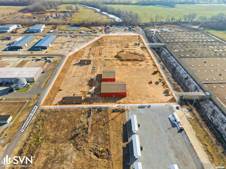 300 Opportunity dr, Mayfield, KY à vendre - Photo de l’immeuble – Image 2 sur 56