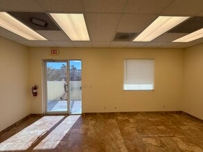 2755 Vista Pky, West Palm Beach, FL à louer Photo intérieure– Image 2 sur 21