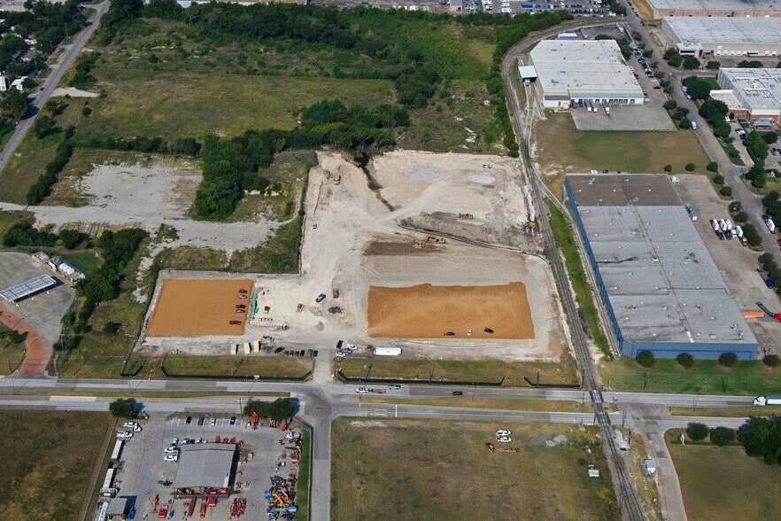 4101 Duncanville Rd, Dallas, TX à louer - Photo de l’immeuble – Image 2 sur 7