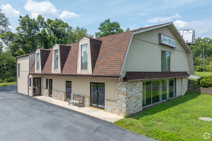 550 N Mountain Rd, Harrisburg, PA à louer - Photo principale – Image 3 sur 14