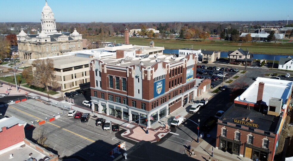 107 W Main St, Troy, OH à louer - Photo de l’immeuble – Image 1 sur 13