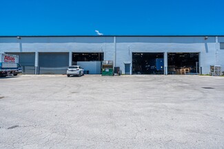 Plus de détails pour 3353 NW 74th Ave, Miami, FL - Industriel/Logistique à louer