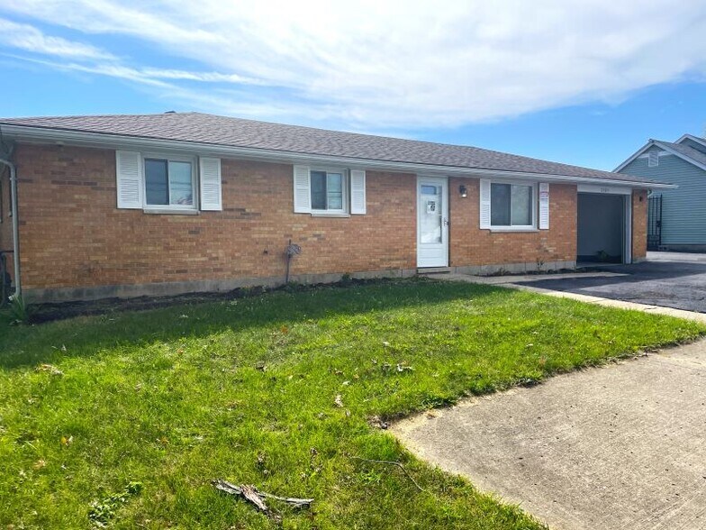 2524 Nordic Rd, Dayton, OH à louer - Photo de l’immeuble – Image 3 sur 11