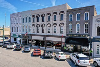 Plus de détails pour 121 N Poplar St, Paris, TN - Local commercial à vendre