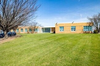 Plus de détails pour 303 Sunnyside Blvd, Plainview, NY - Bureau/Médical à louer
