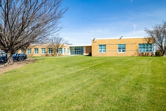 Plus de détails pour 303 Sunnyside Blvd, Plainview, NY - Bureau/Médical, Local d'activités à louer