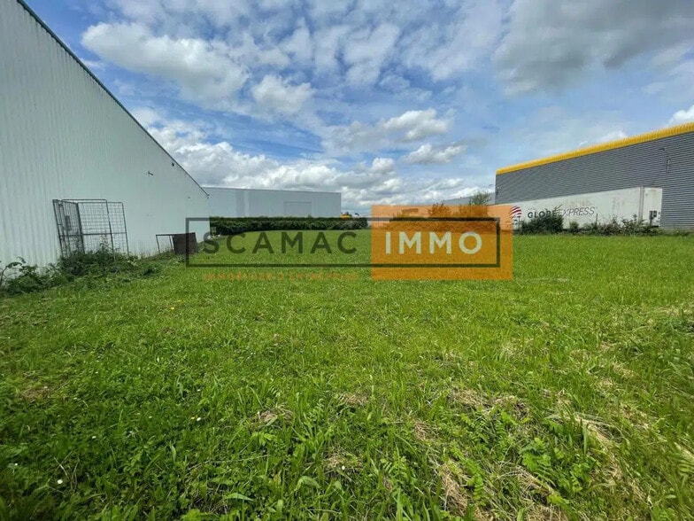 Local d’activités dans Mitry-Mory à louer - Photo de l’immeuble – Image 3 sur 3