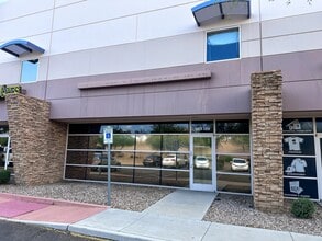 9299 W Olive Ave, Peoria, AZ à louer Plan d’étage– Image 1 sur 9