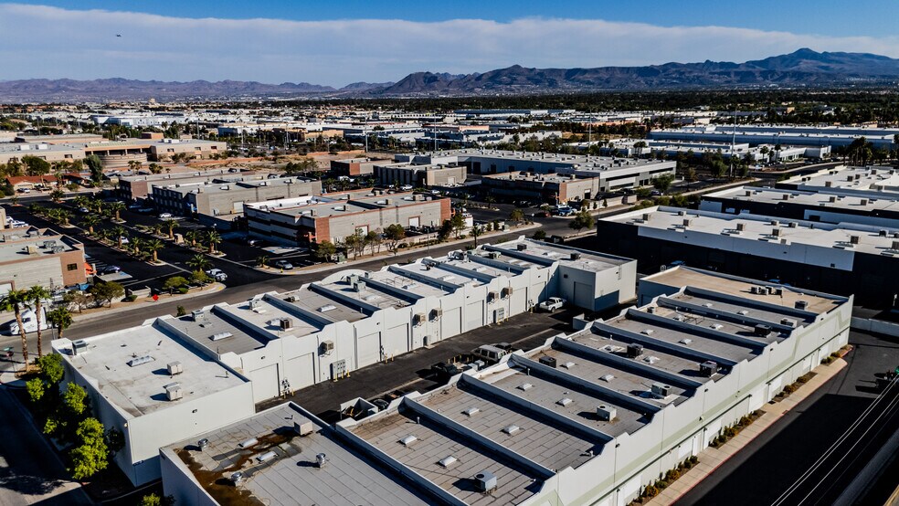 5967 Harrison Dr, Las Vegas, NV à vendre - Photo de l’immeuble – Image 1 sur 16