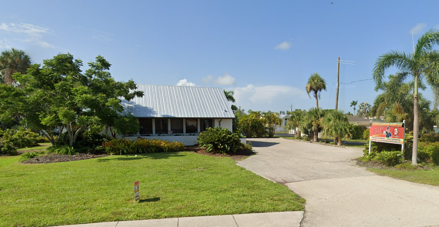 25173 Marion Ave, Punta Gorda, FL à louer Photo de l’immeuble– Image 1 sur 1