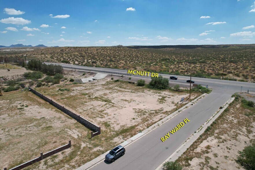 4800 McNutt Rd, Santa Teresa, NM à vendre - Photo de l’immeuble – Image 2 sur 3