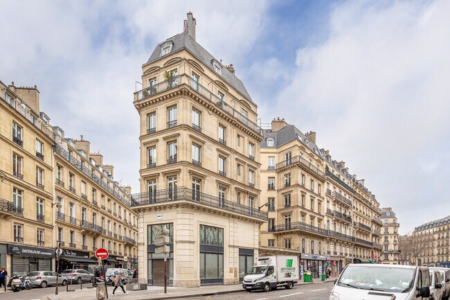 Plus de détails pour 10 Rue De Rome, Paris - Bureau à louer