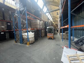 Local d’activités dans Bobigny à louer Photo intérieure– Image 2 sur 6