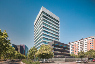 Plus de détails pour Calle Titán, 8, Madrid - Bureau à louer