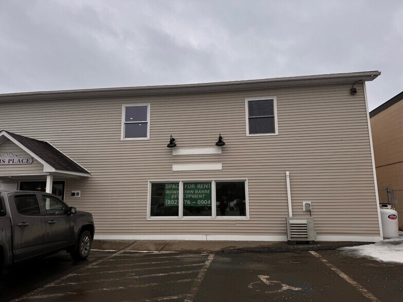 15 Cottage St, Barre City, VT à louer - Photo de l’immeuble – Image 2 sur 5