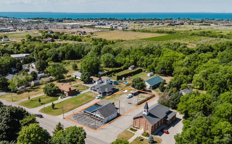 1451 Highway 8, Hamilton, ON à vendre Photo de l’immeuble– Image 1 sur 12