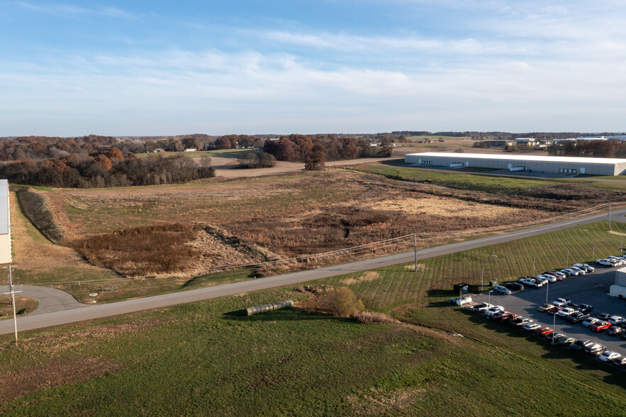 720 Garvin Ln, Franklin, KY à vendre - Photo de l’immeuble – Image 2 sur 7