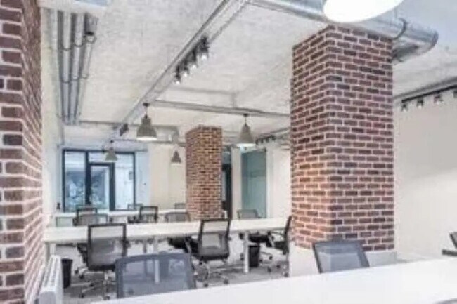 Plus de détails pour Bureau à louer