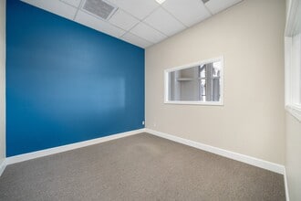 935 Riverside Ave, Paso Robles, CA à louer Photo intérieure– Image 2 sur 14