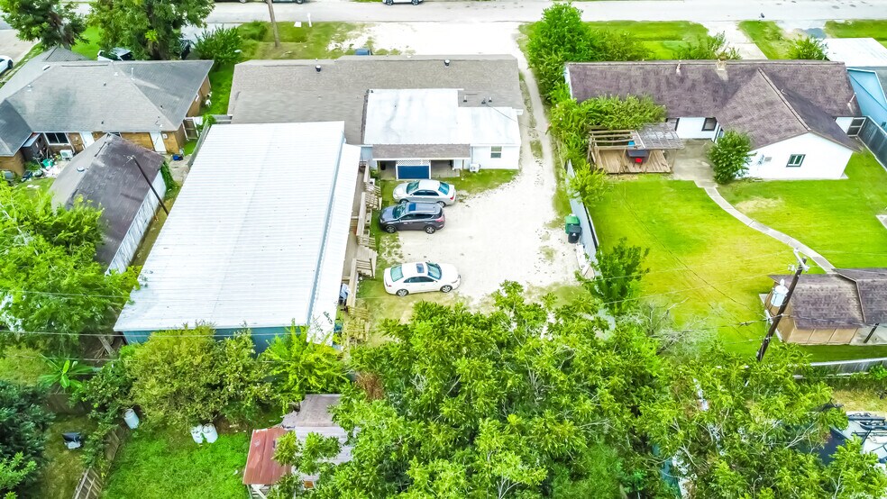 4407 Continental Dr, Houston, TX à vendre - Photo de l’immeuble – Image 2 sur 9
