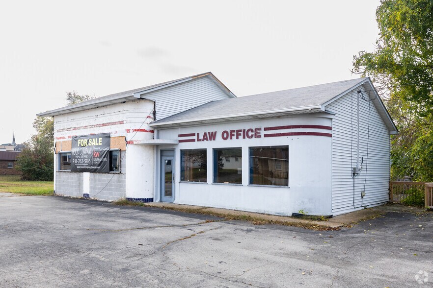 327 W Gaines St, Lawrenceburg, TN à vendre - Photo principale – Image 1 sur 1