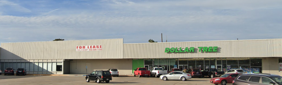9601-9677 Chef Menteur Hwy, New Orleans, LA à louer - Photo de l’immeuble – Image 1 sur 2