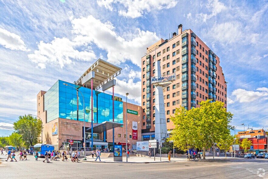 Calle de Alcalá, 412, Madrid, Madrid à louer - Photo de l’immeuble – Image 3 sur 3