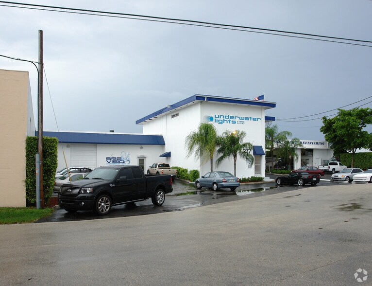 271-273 SW 33rd Ct, Fort Lauderdale, FL à louer - Photo de l’immeuble – Image 2 sur 20