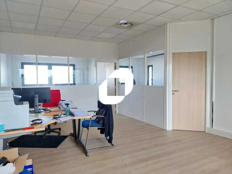 Bureau dans Montpellier à louer - Photo de l’immeuble – Image 1 sur 18